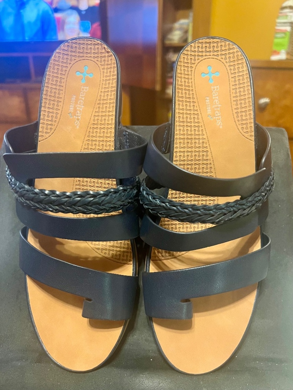 Ladies sandals